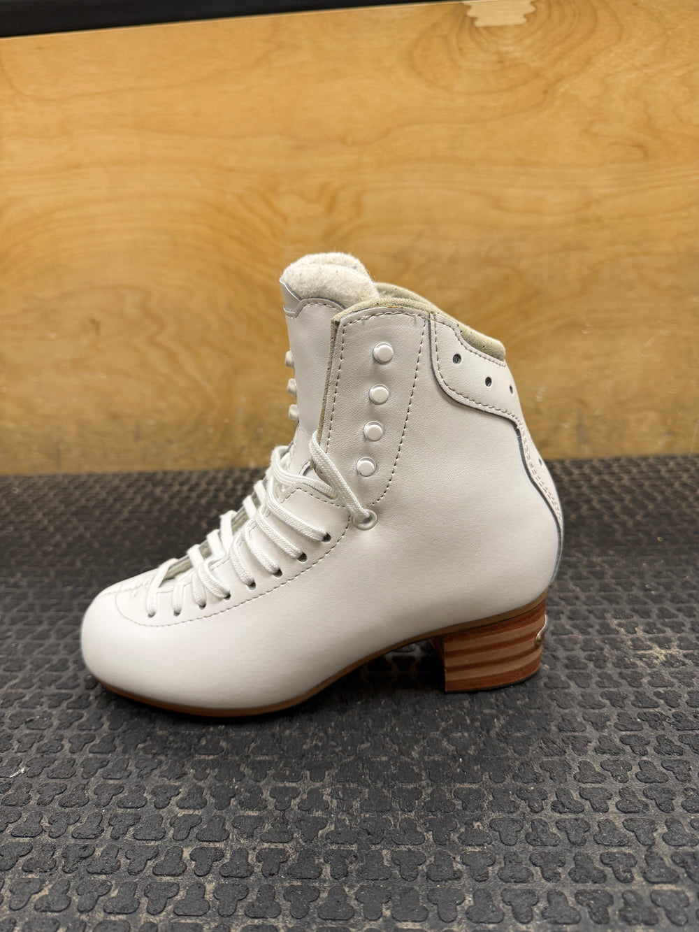 Patin Jackson Elite DJ5300 4R Rabais